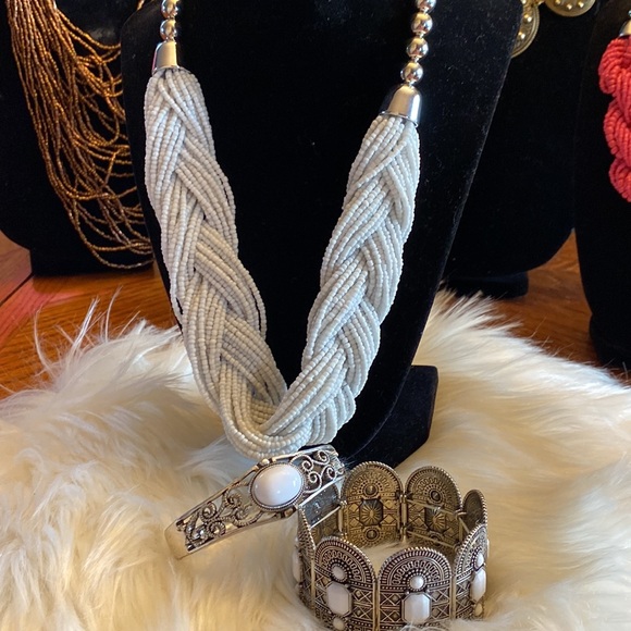 Everything must go sale - Picture 2 of 6